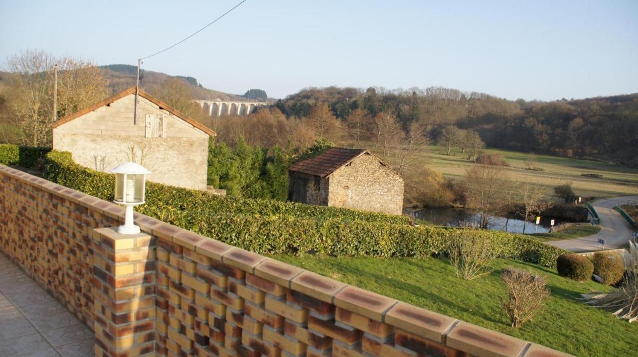 Villa Gite Le Lac Mhère Exterior foto